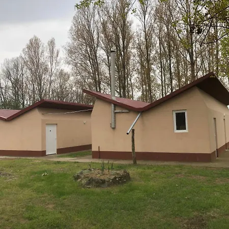 Toparti Camping Tiszafured Exterior photo