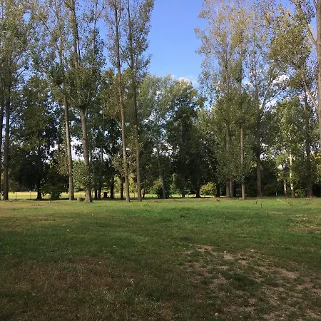 Toparti Camping Tiszafured Exterior photo