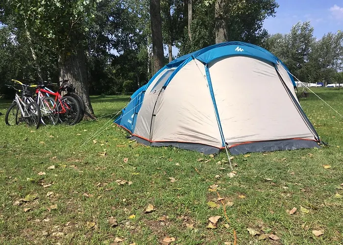 Toparti Camping