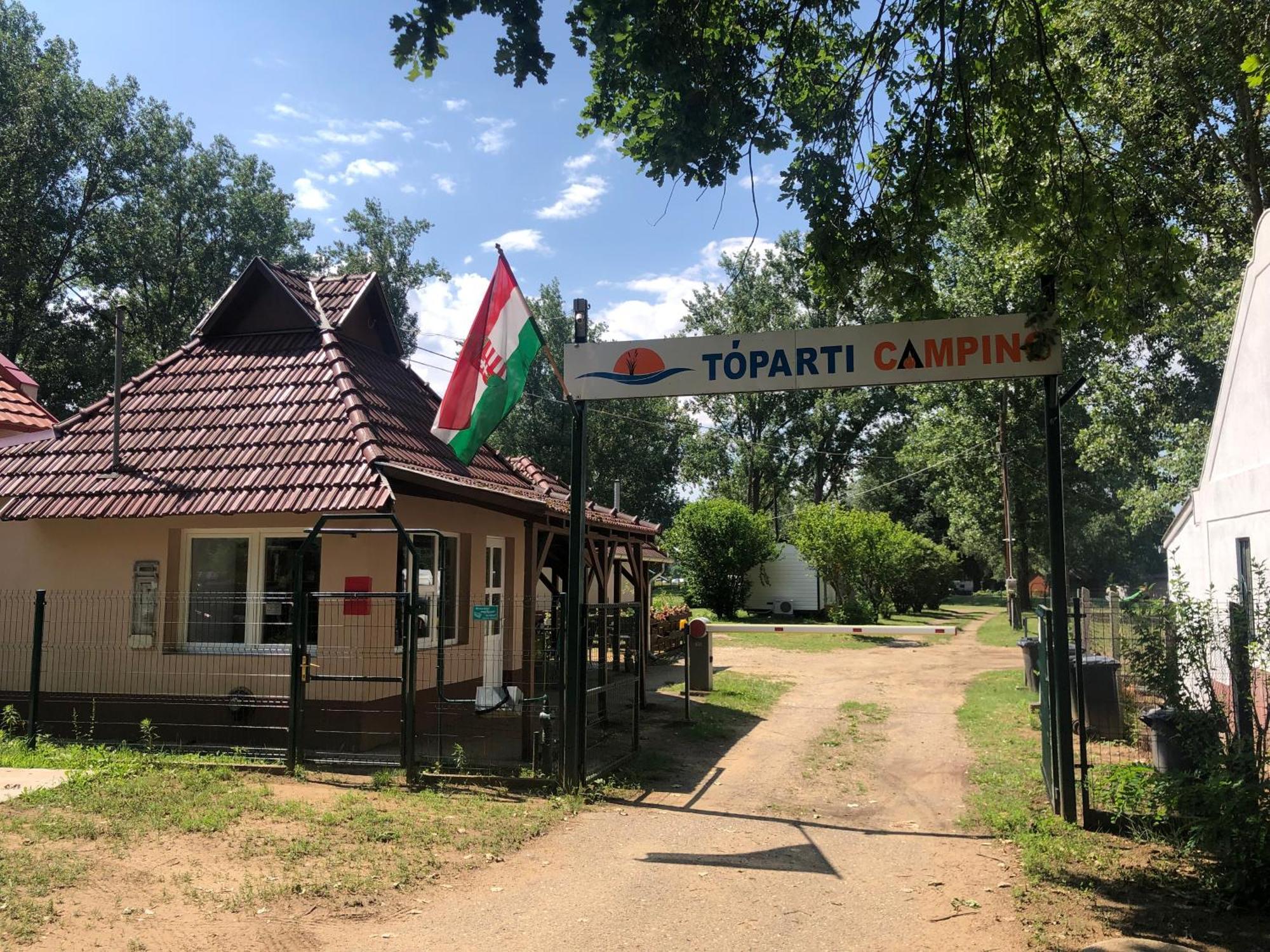 Toparti Campsite